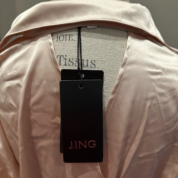 J. ING Satin Blouse NWT - Picture 7 of 9